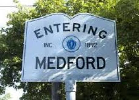 entering medford logo 1